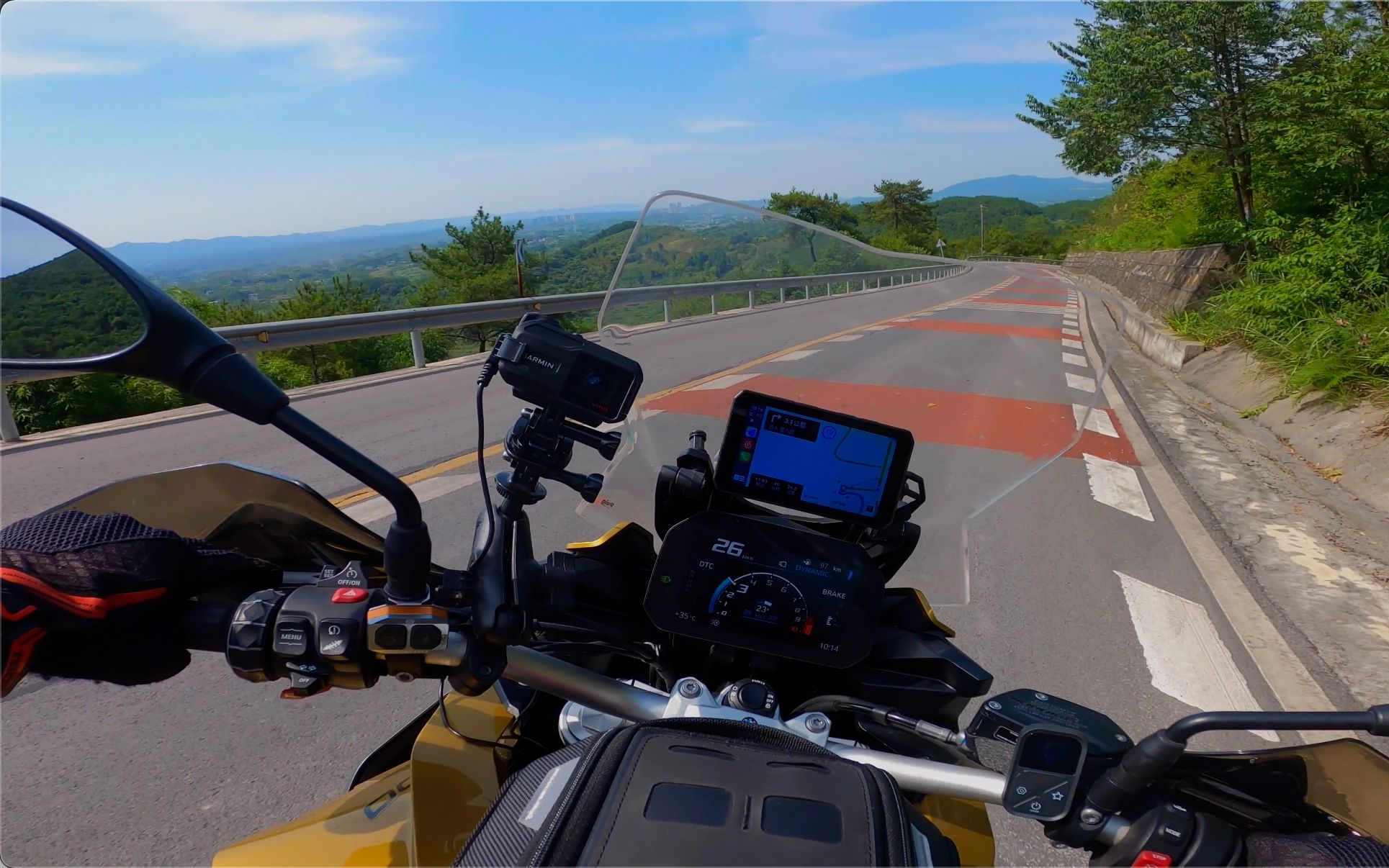 视频封面：重庆山路初体验-F900XR-搞笑研究所6.0,暑期快乐放飞行为大赏,摩托,骑行,F900XR,重庆