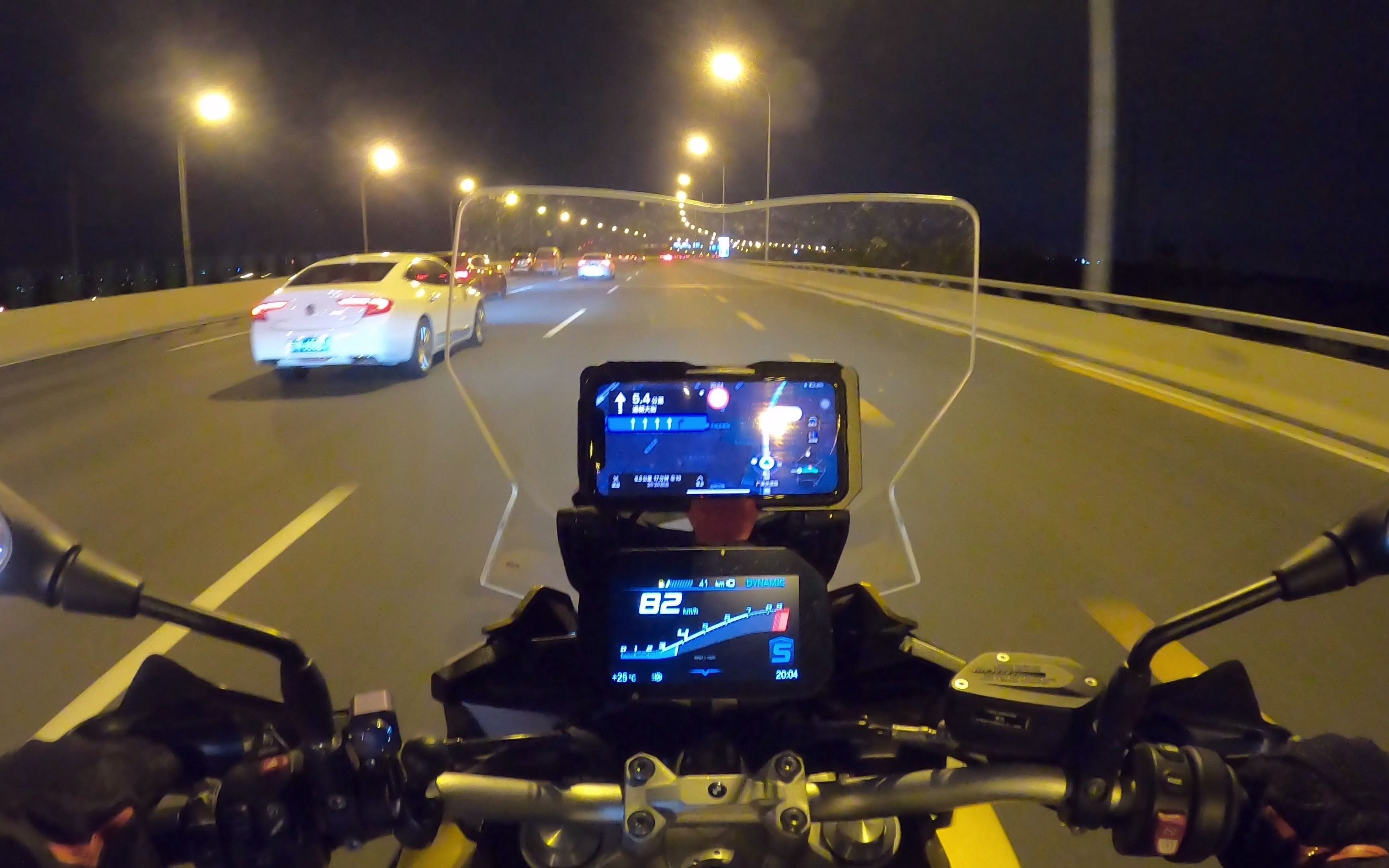 视频封面：F900XR-下班日常-摩托车打卡计划,机车,骑行,F900XR