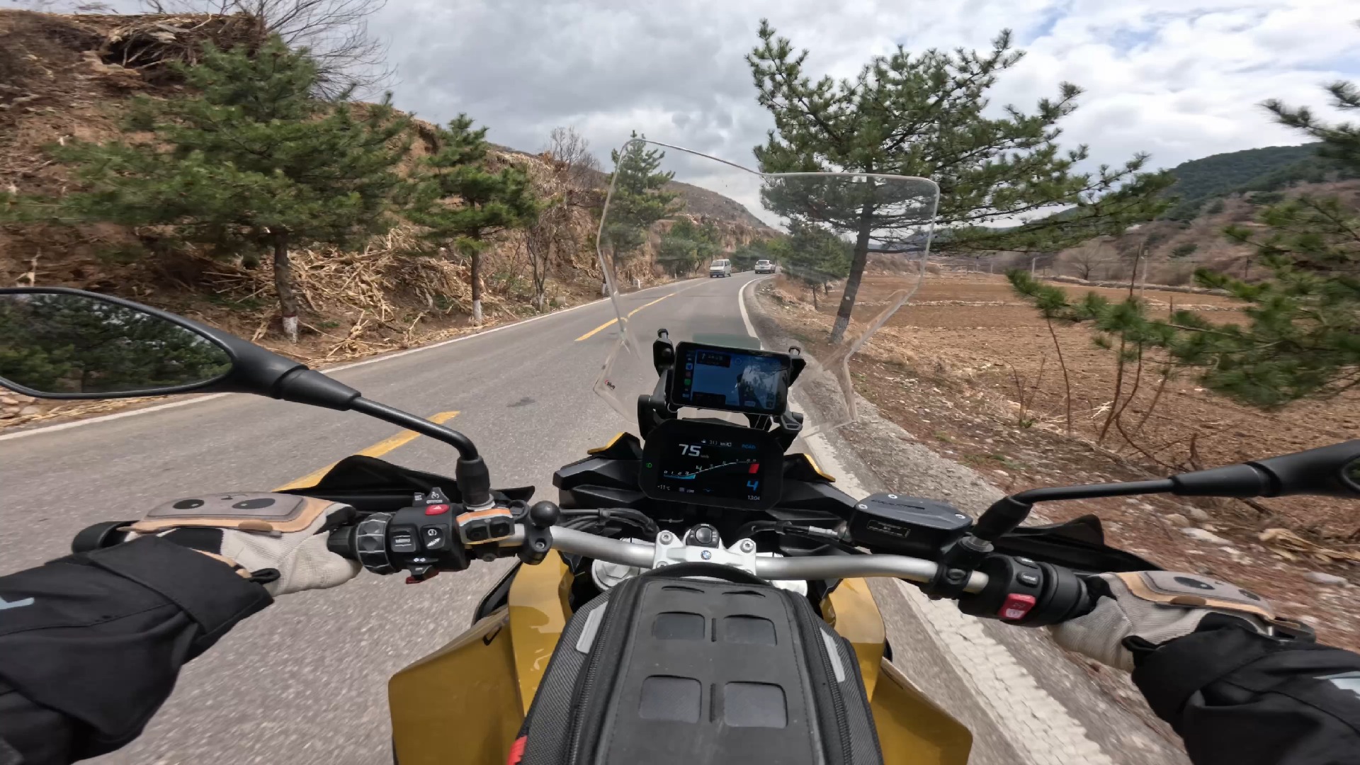 视频封面：骑行山西省长治市壶关县-骑行,摩托车,机车,摩旅,旅行,F900XR