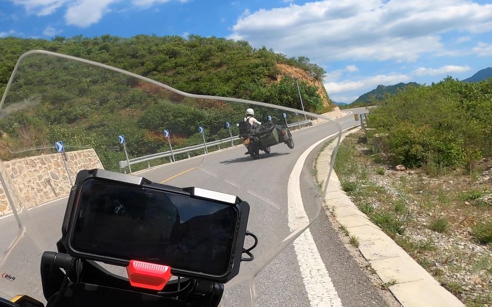 视频封面：【存货】那辆侉子用翘斗过弯-摩托,机车,骑行